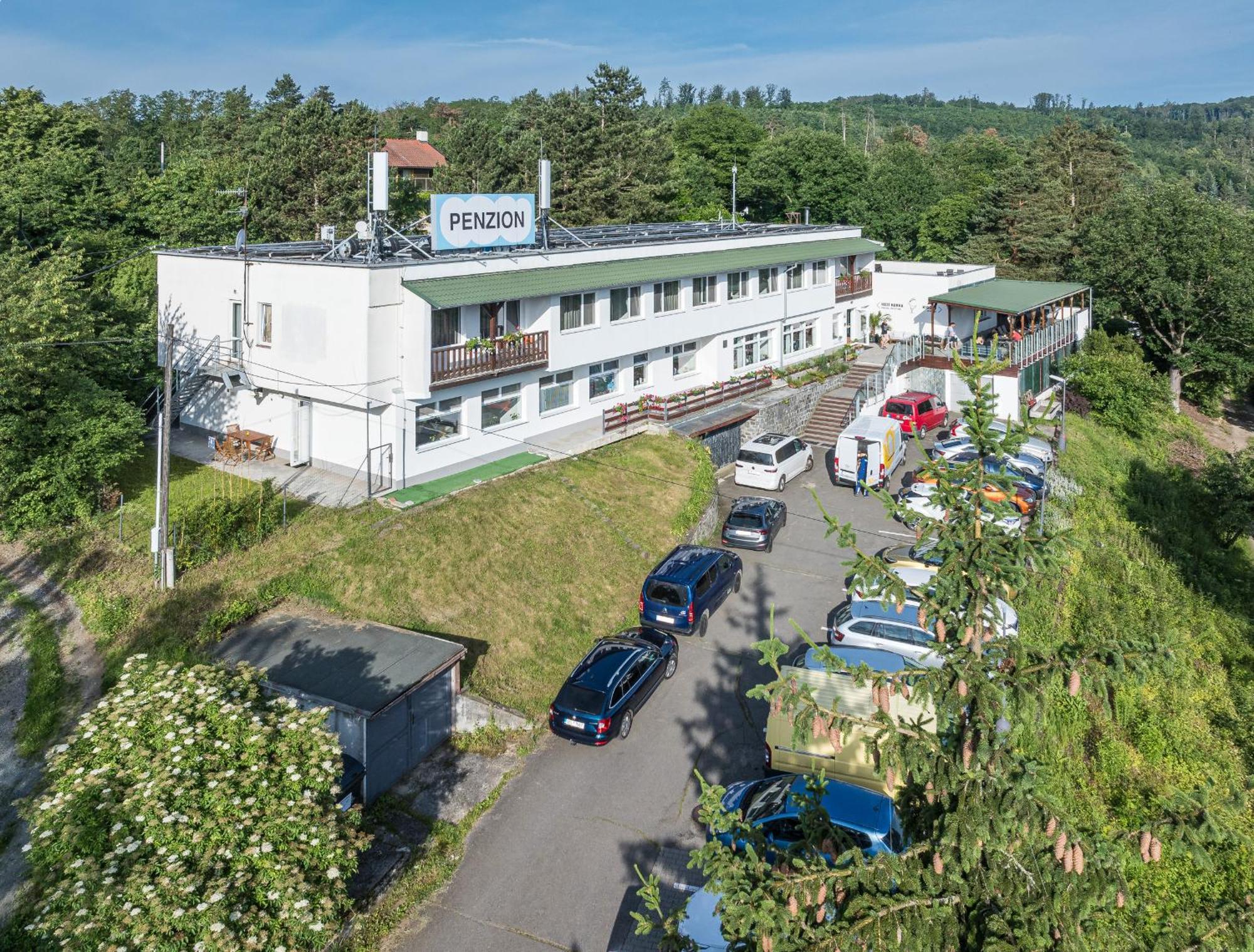 Penzion Kozi Horka U Brnenske Prehrady 布尔诺 外观 照片